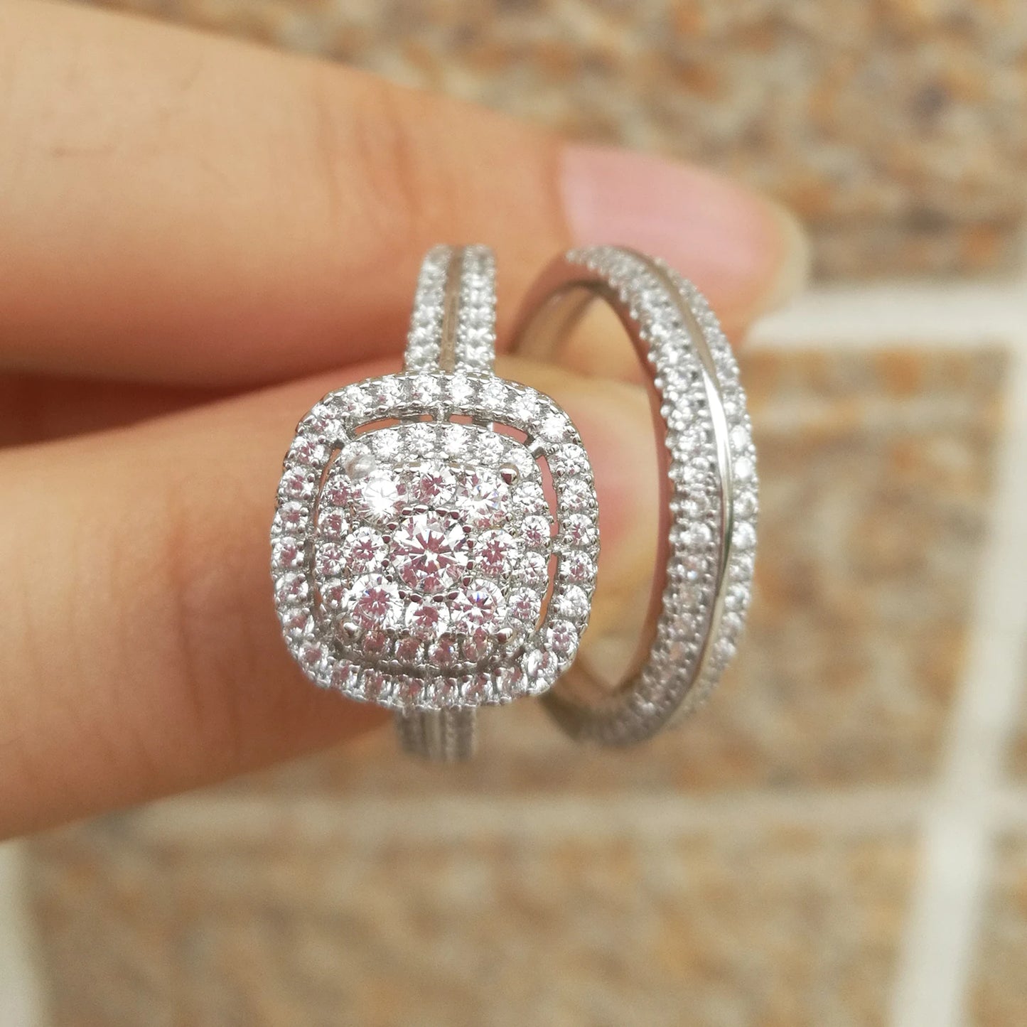 LOLA Ring